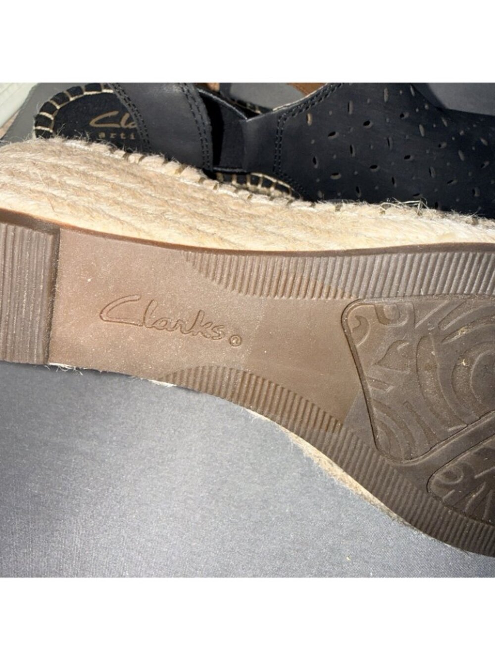 Clarks Artisan Petrina Selma Black Perforated Espadrille Wedge Sandals Size 6 - Picture 5 of 6